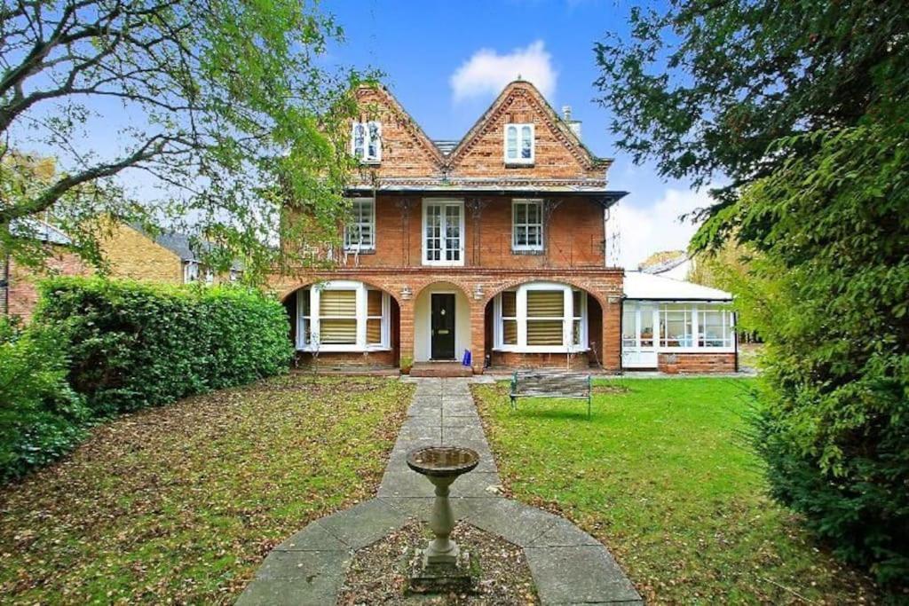 Апартаменты Flat 2, 158 Abingdon Road Оксфорд Экстерьер фото