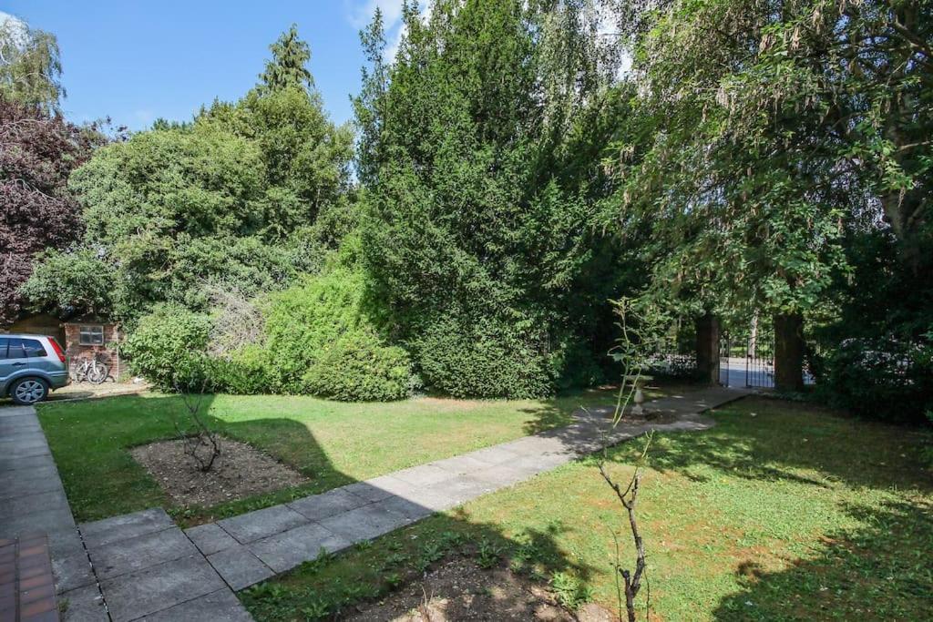 Апартаменты Flat 2, 158 Abingdon Road Оксфорд Экстерьер фото